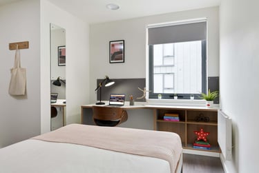 Bronze 1 Bed Apartment at Sharman Court, Broad Lane, City Centre, Sheffield, S14FA - Image 2