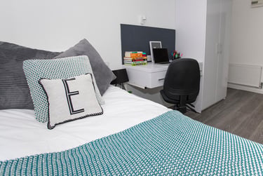 Classic Studio at The Cube Ealing, 11 Popes Lane, Ealing, London, W54NG - Image 1