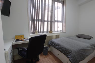 6 bed house, Albion Street, Highfields, Leicester, LE16GB - Image 2
