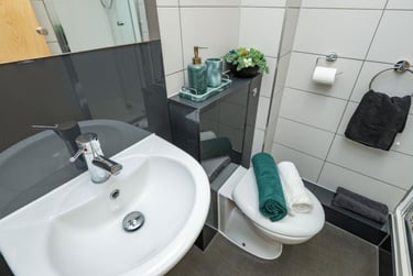 Classic Plus Ensuite - Image 4