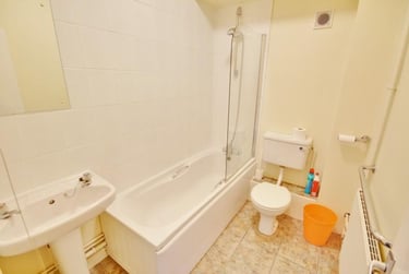 6 bed house, Leopold Street, City Centre, Loughborough, LE115DL - Image 10