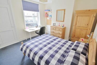 5 bed house, Station Street, City Centre, Loughborough, LE115EF - Image 4