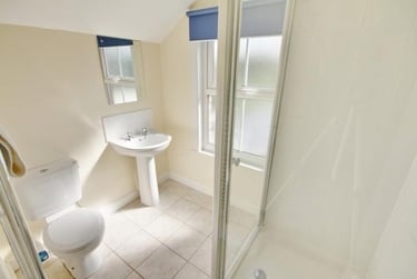 5 bed house, Leopold Street, City Centre, Loughborough, LE115DL - Image 10