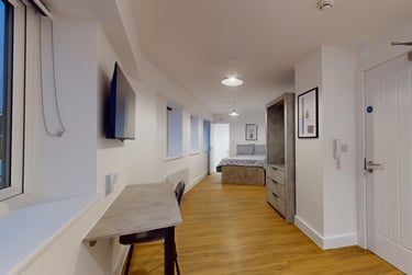 1 bed house, Lemyngton Street, City Centre, Loughborough, LE111UH - Image 1