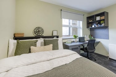 Ensuite at Dean House, New Cross Road, New Cross, London, SE146AT - Image 6