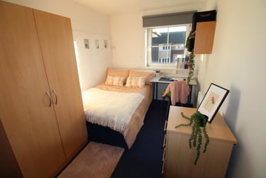 Non Ensuite- Gold (8 Bed) at Lucia Foster Welch, Royal Crescent Road, Portswood, Southampton, SO143ZP - Image 1