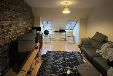 1 bed house, Market Street, City Centre, Loughborough, LE113ER - Image 4