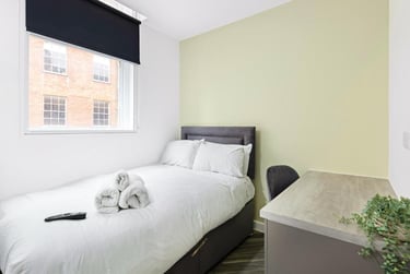 5 bed house, Bridlesmith Gate, Lace Market, Nottingham, NG12GR - Image 2