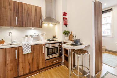 Large Studio at King Square Studios, 4 Dighton Street, City Centre, Bristol, BS28AU - Image 5