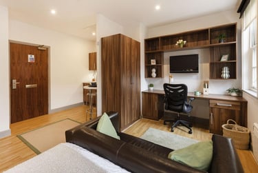 Large Studio at King Square Studios, 4 Dighton Street, City Centre, Bristol, BS28AU - Image 2