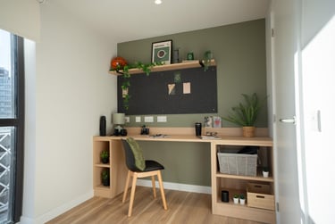 Premium (Accessible) Ensuite, Lower Tower - Image 5