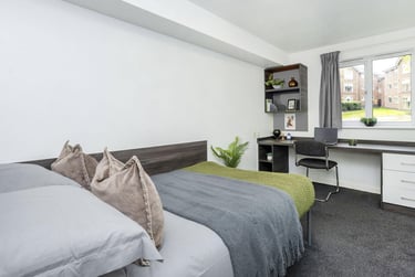 Premium Ensuite - Image 2