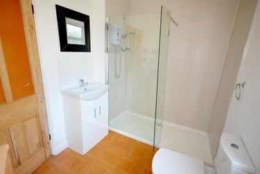1 bed house, Collegiate Crescent, Sharrow, Sheffield, S102BR - Image 3