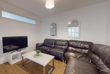 6 bed house, Ferndale Road, Filton, Bristol, BS70RP - Image 1