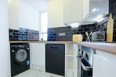 5 bed house, 122 Queens Street, Kelham Island, Sheffield, S12DW - Image 1