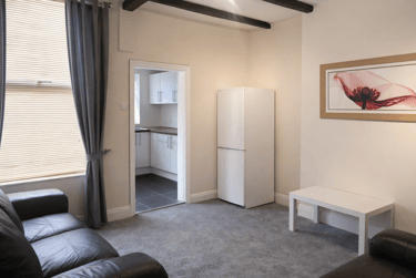 3 bed house, Shoreham Street, Heeley, Sheffield, S24FE - Image 3