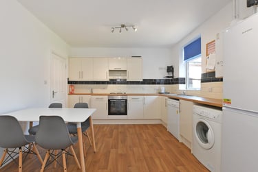 4 bed house, Shoreham street, Heeley, Sheffield, S24FB - Image 1