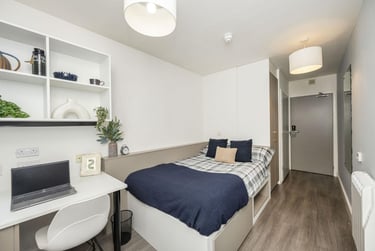 4 Bed Ensuite - Image 1