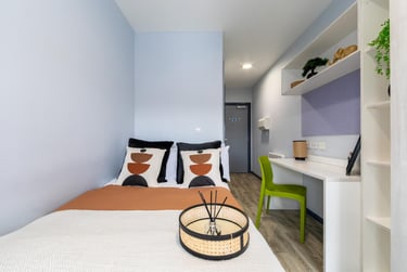Silver Ensuite at Archer House, Castle Gate, Lace Market, Nottingham, NG17AW - Image 7