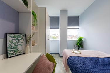 Silver Ensuite - Image 16