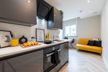 Gold 2 Bed Apartment at 121 Princess Street, 121 Princess Street, City Centre, Manchester, M17AG - Image 3