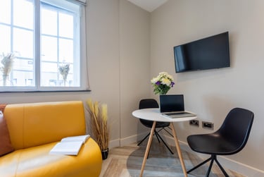 Gold 2 Bed Apartment at 121 Princess Street, 121 Princess Street, City Centre, Manchester, M17AG - Image 4