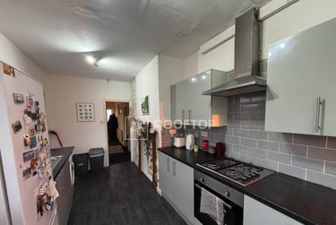 3 bed house, St. Annes Road, Headingley, Leeds, LS63PA - Image 1