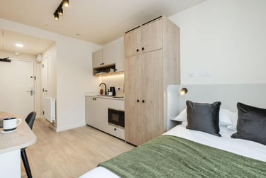 Premium Studio - Image 1
