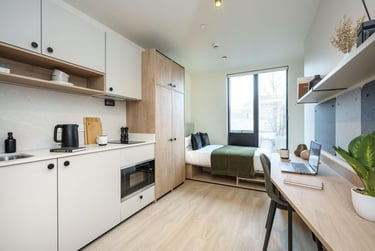 Premium Studio - Image 2