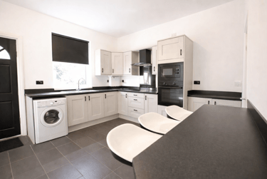 3 bed house, Shoreham Street, Heeley, Sheffield, S24FB - Image 2