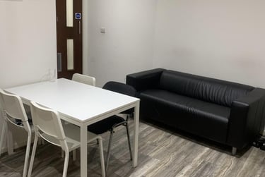 1 bed house, Newarke Street, Highfields, Leicester, LE15SN - Image 2