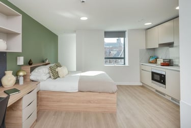 Premium Studio - Image 1