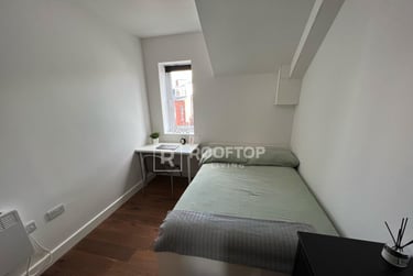 2 bed house, Royal Park Road, Hyde Park, Leeds, LS61FR - Image 13