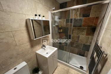 2 bed house, Royal Park Road, Hyde Park, Leeds, LS61FR - Image 10
