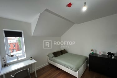 2 bed house, Royal Park Road, Hyde Park, Leeds, LS61FR - Image 7