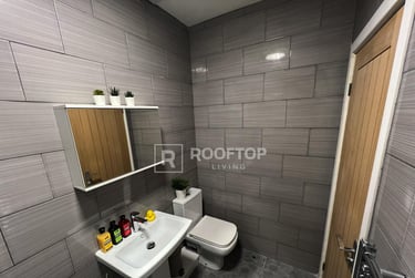 2 bed house, Royal Park Road, Hyde Park, Leeds, LS61FR - Image 6