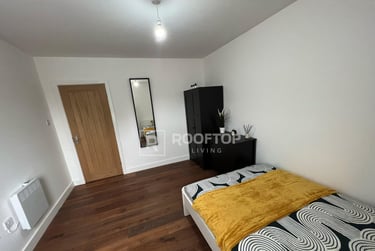 2 bed house, Royal Park Road, Hyde Park, Leeds, LS61FR - Image 5