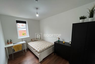 2 bed house, Royal Park Road, Hyde Park, Leeds, LS61FR - Image 8
