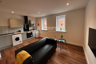 2 bed house, Royal Park Road, Hyde Park, Leeds, LS61FR - Image 3