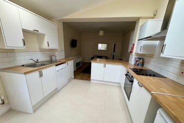 5 bed house, Pomona Street, Sharrow, Sheffield, S118JN - Image 1