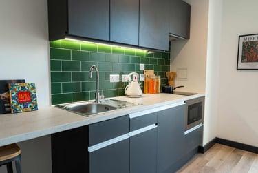 Gold Plus Studio at Leonardo, 8 Great George Street, City Centre, Leeds, LS28GZ - Image 4