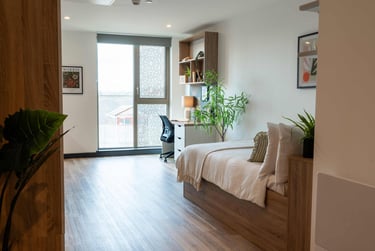 Gold Plus Studio at Leonardo, 8 Great George Street, City Centre, Leeds, LS28GZ - Image 2