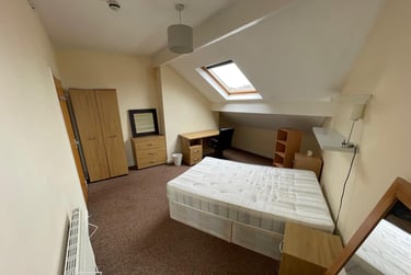 3 bed house, Beechwood Crescent, Burley, Leeds, LS42LL - Image 7