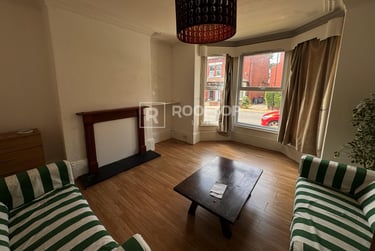 6 bed house, St. Michaels Terrace, Headingley, Leeds, LS63BQ - Image 3