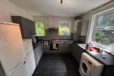 6 bed house, St. Michaels Terrace, Headingley, Leeds, LS63BQ - Image 4