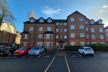 2 bed house, Wilmslow Road, Fallowfield, Manchester, M204NN - Image 1