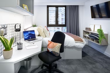 true apartment at true Nottingham, 2 Cowan Street, City Centre, Nottingham, NG11BQ - Image 1