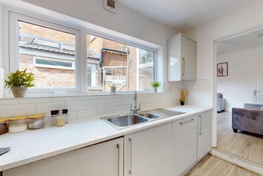 6 bed house, Leopold Street, City Centre, Loughborough, LE115DN - Image 3