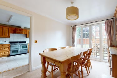 6 bed house, Adam Dale, City Centre, Loughborough, LE113HD - Image 3
