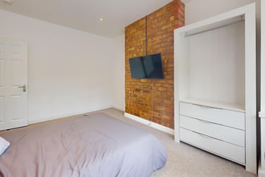 6 bed house, Forest Road, City Centre, Loughborough, LE113HS - Image 2